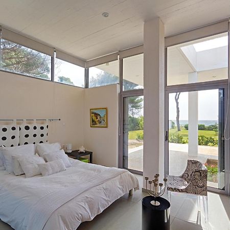 Beachfront Villa Hoopoe Schinias, Marathon エクステリア 写真