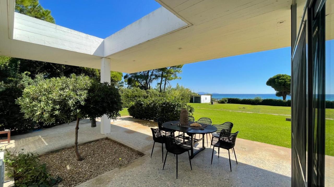 Beachfront Villa Hoopoe Schinias, Marathon エクステリア 写真