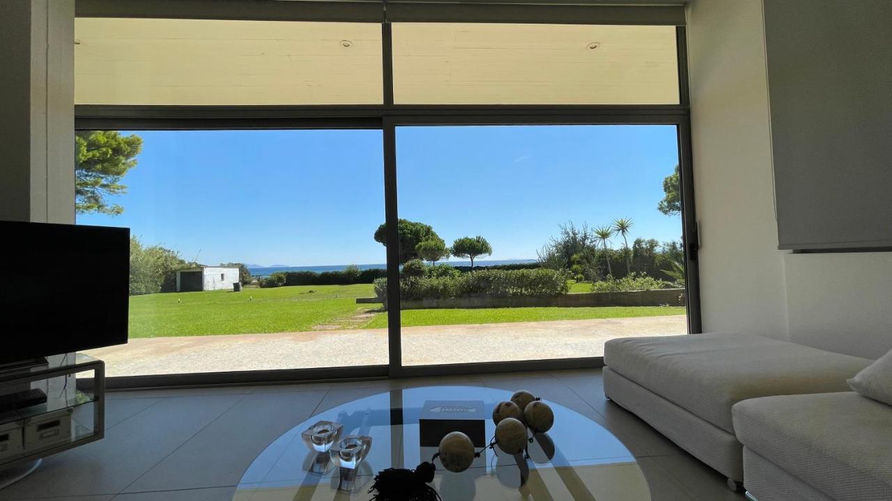 Beachfront Villa Hoopoe Schinias, Marathon エクステリア 写真