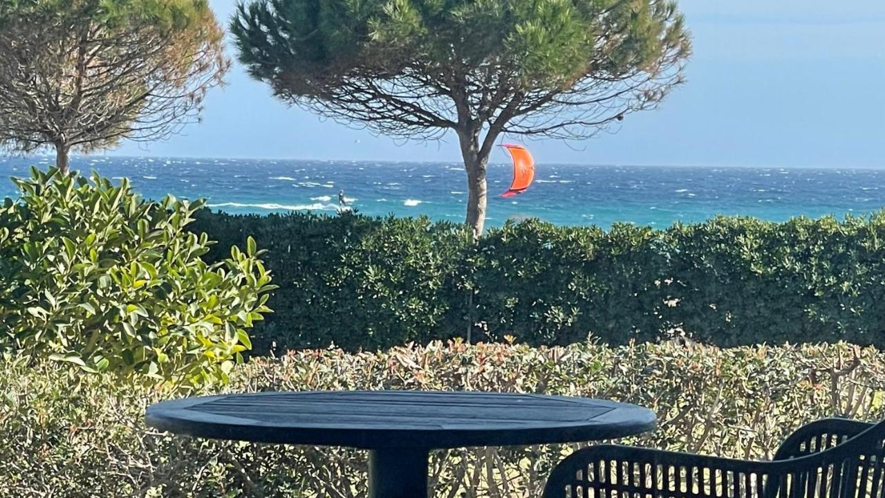 Beachfront Villa Hoopoe Schinias, Marathon エクステリア 写真